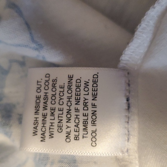 Blouses - Picture 5 of 5